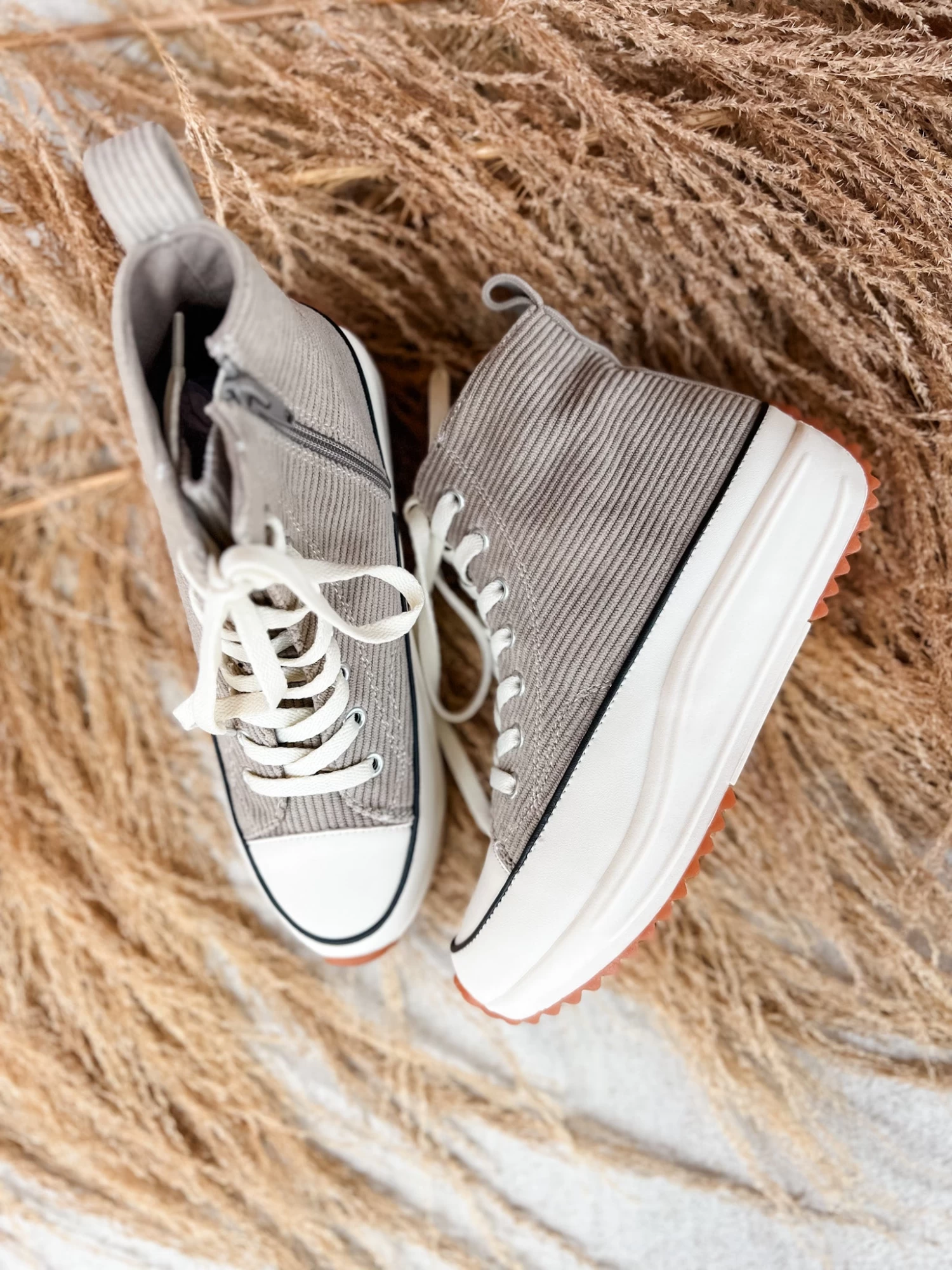 Aubrey Sneakers- Army Green 2 Aubrey Sneakers- Army Green - Image 2