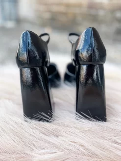 Fashion Clothing Store -Fashion Clothing Store 159f4ae7549f985548dce085f47f294d scaled