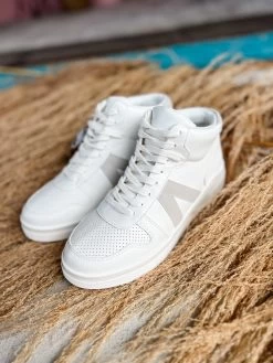 MIA Gio Sneakers- Malta -Fashion Clothing Store 237487601fead17e6f316da35ae54be1