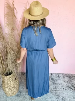 Weekend Getaway Satin Maxi Dress -Fashion Clothing Store 28aafe9f7e7a5a3814c94d182f56ead0 scaled