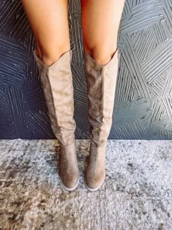 Stephanie Knee High Boots -Fashion Clothing Store 3a97901c2b3dcff7d3c53dee9a5baff8