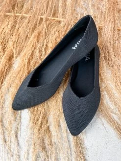 MIA Kerri Flats- Black