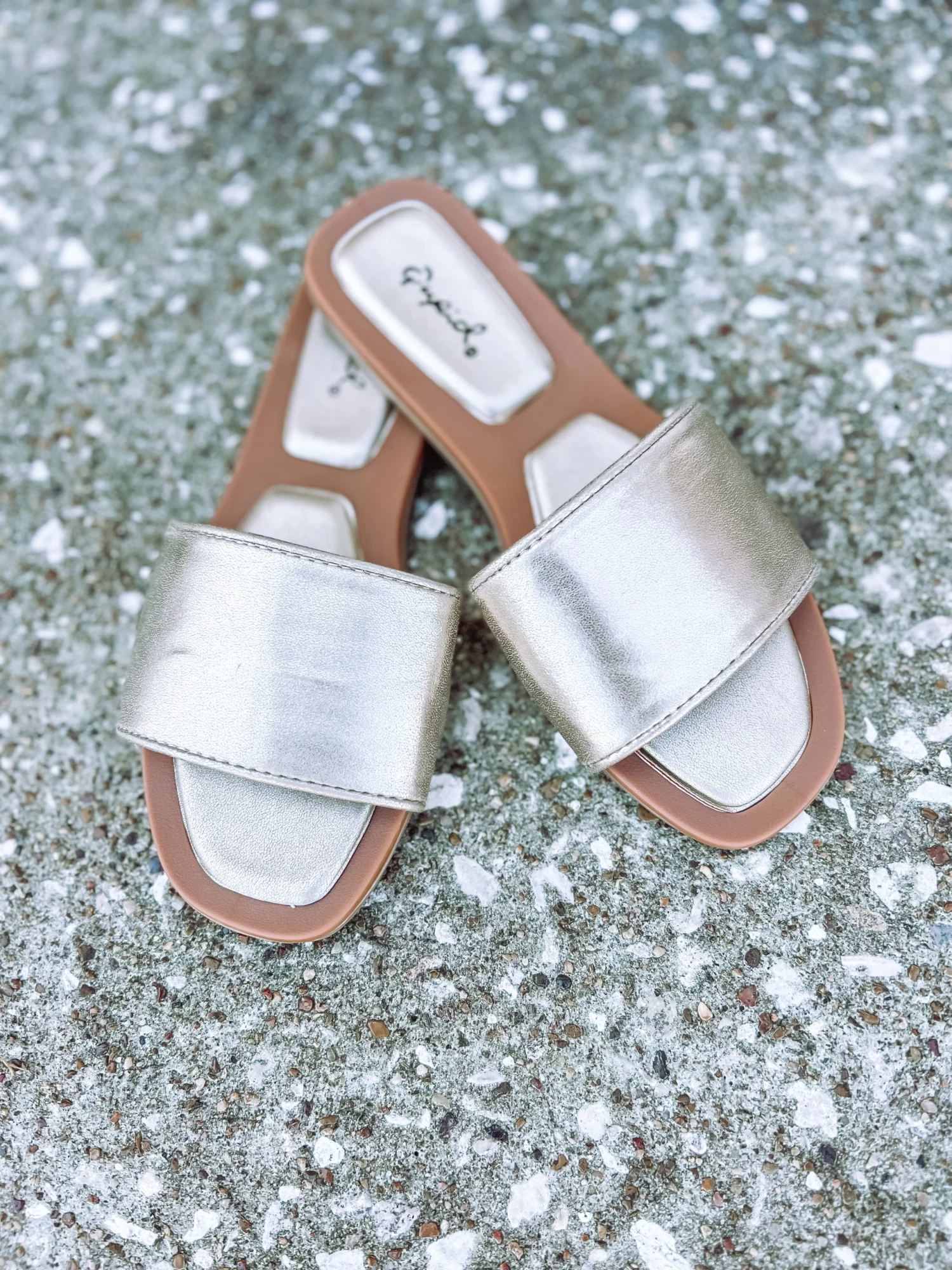 Kettle-01- Gold 1 Kettle-01- Gold