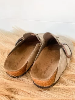 *STEVE MADDEN* Prim Clogs- Taupe 5 *STEVE MADDEN* Prim Clogs- Taupe -Fashion Clothing Store 5ace62e31ae5f2ecf8883c76fe784d0e scaled