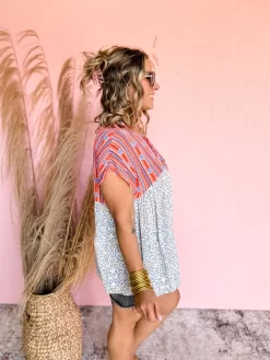 Colliding World's V Neck Floral Top -Fashion Clothing Store 5f823594ba518706bae225733f0ee22d scaled