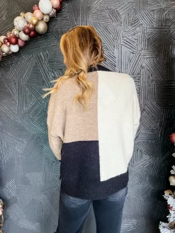 My Fall Favorite Color Block Top 11 My Fall Favorite Color Block Top -Fashion Clothing Store 5fc3b3dfa02959dfea7e2f8c0f992293 scaled