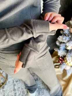 Confident Queen Mock Neck Half Zip Long Sleeve Top- Black -Fashion Clothing Store 628c2bcb1e8298ddabf49d2db4a96c29 scaled