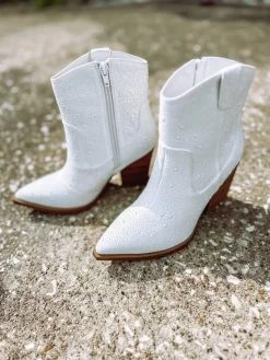 MIA Dawson White Bootie 9 MIA Dawson White Bootie -Fashion Clothing Store 68c55ad69c3374bdae371491decb7b51 scaled