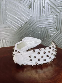 Not Average Pearl Headband- White/Silver -Fashion Clothing Store 6ae9d8e94df0b3689540a35804d9ecdc scaled