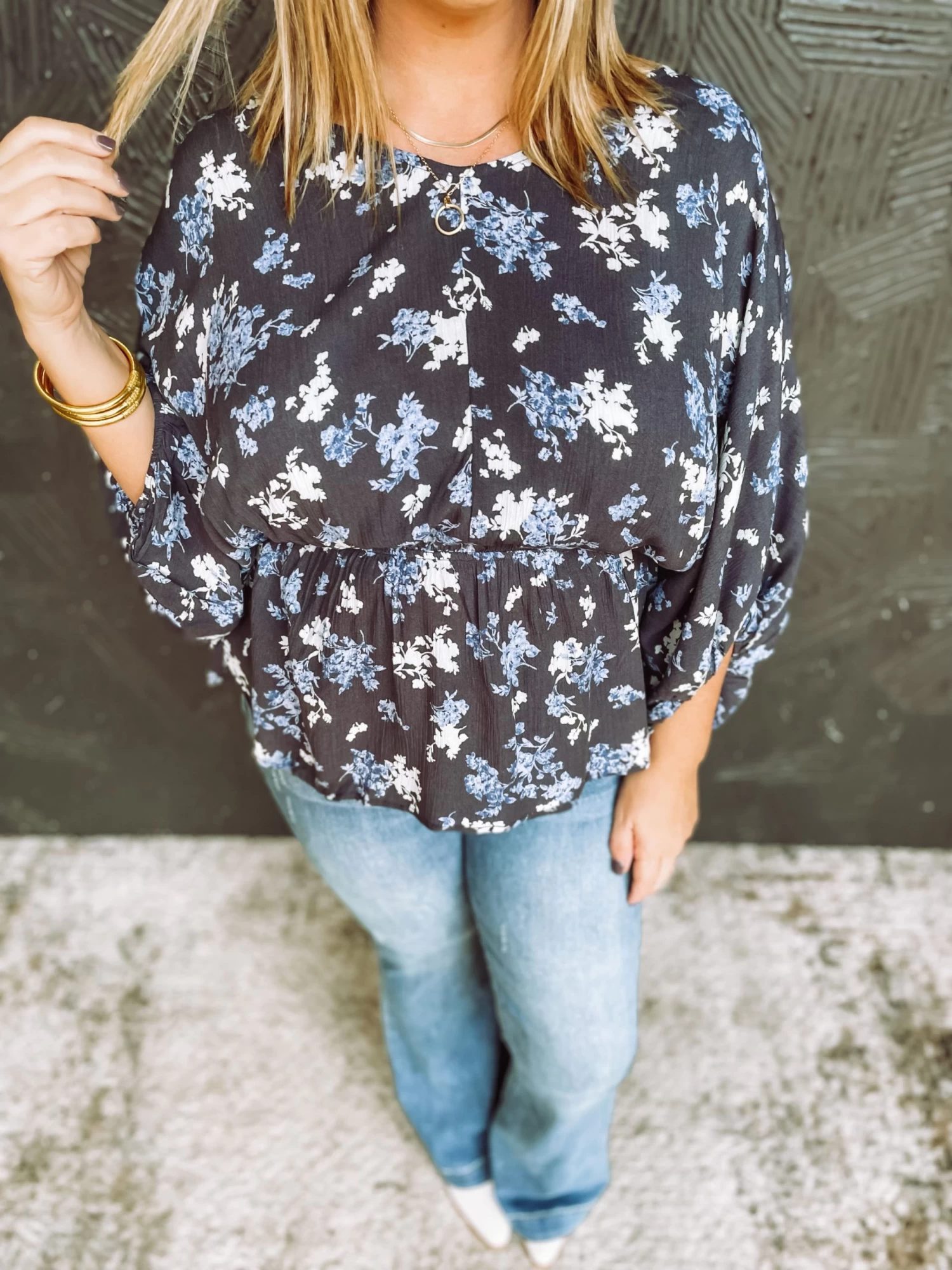 Clara Two Tone Leaf Print Balloon Sleeve Top 2 Clara Two Tone Leaf Print Balloon Sleeve Top - Image 2