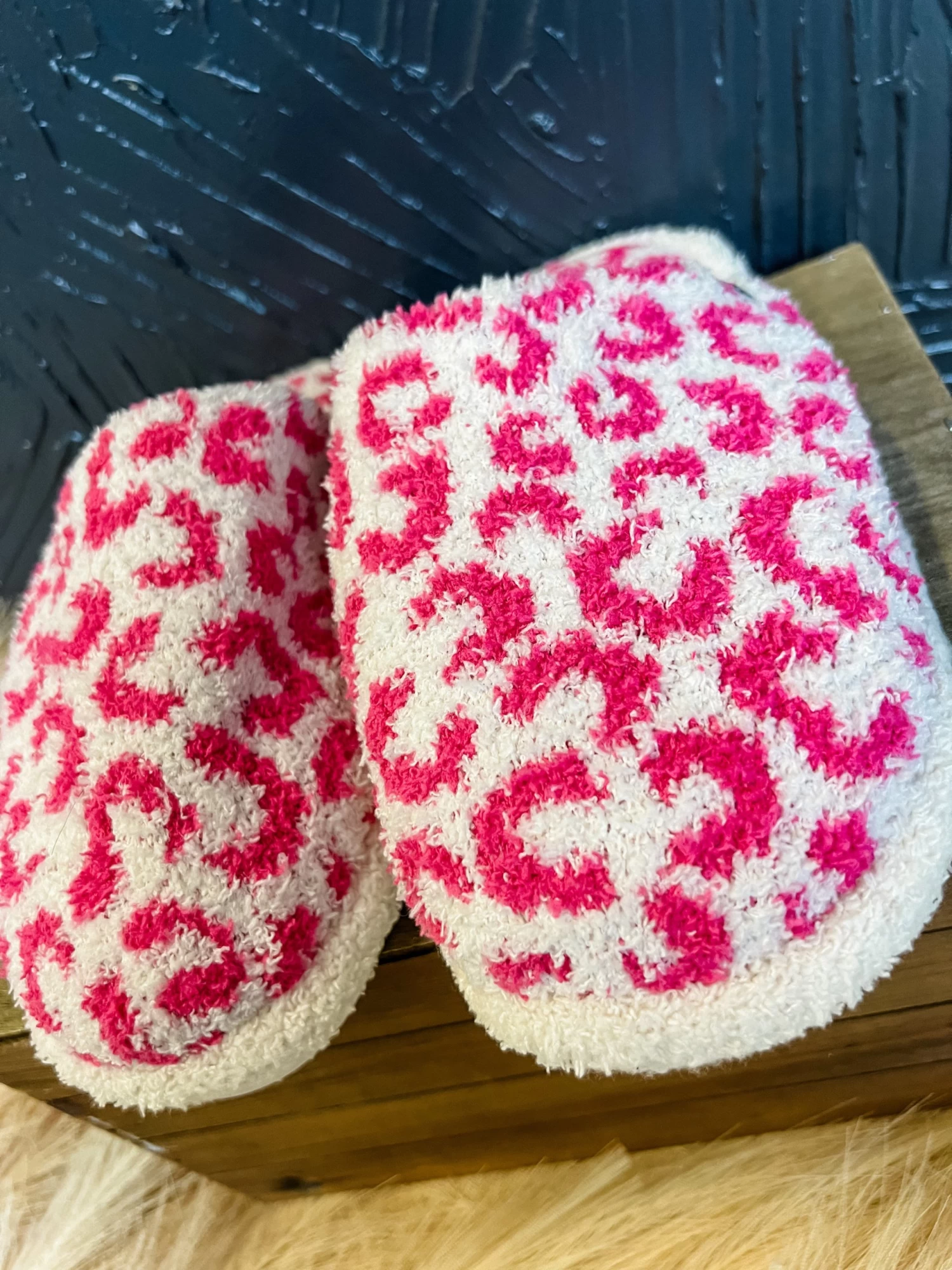 Wildest Dreams Leopard Slippers- Fuchsia 2 Wildest Dreams Leopard Slippers- Fuchsia - Image 2