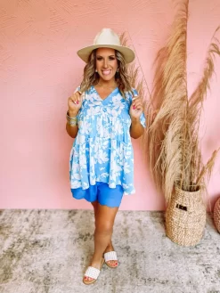 Fabulous Fresh Floral Top- Aqua