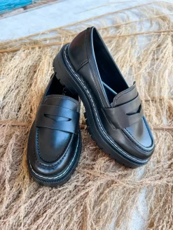 Eureka Loafers- Black -Fashion Clothing Store 7fe47528bd080d716e7b1540367179b9 scaled