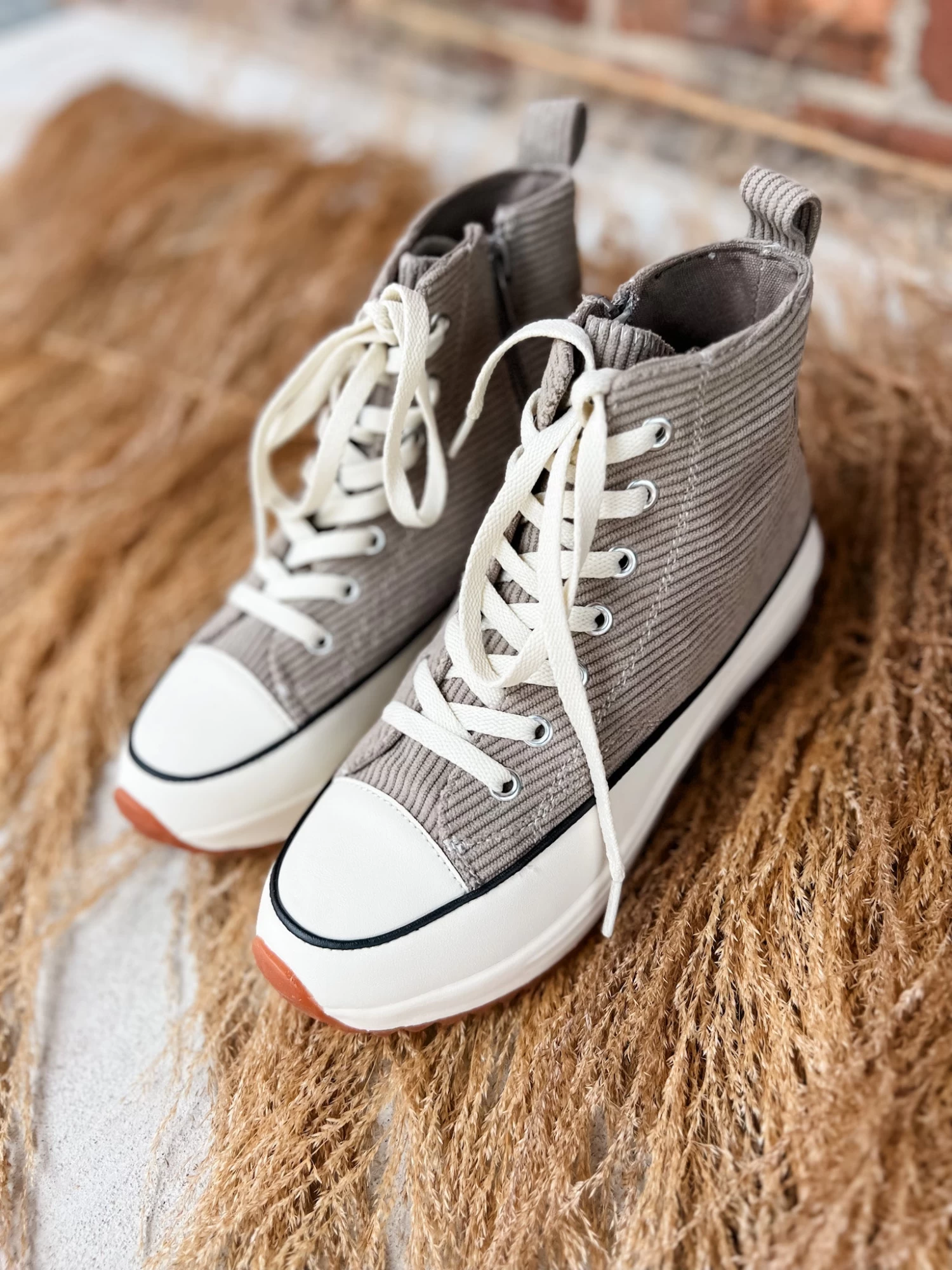 Aubrey Sneakers- Army Green 4 Aubrey Sneakers- Army Green - Image 4