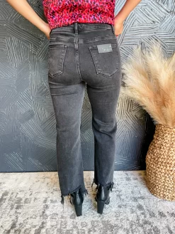 Just A Minute High Rise Crop Jeans- Black -Fashion Clothing Store a33f57466168ed5c8952091abca733b6 scaled