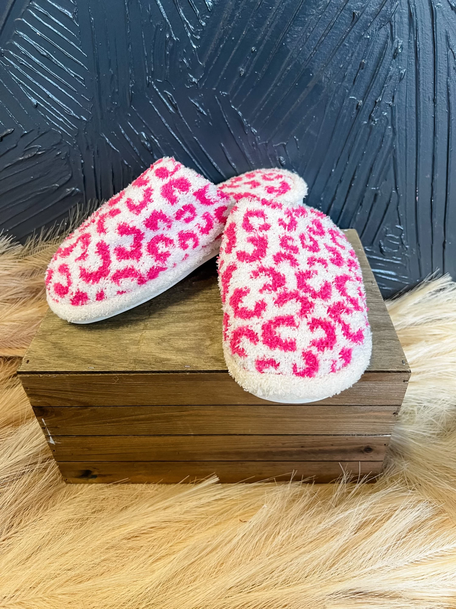 Wildest Dreams Leopard Slippers- Fuchsia 4 Wildest Dreams Leopard Slippers- Fuchsia - Image 4