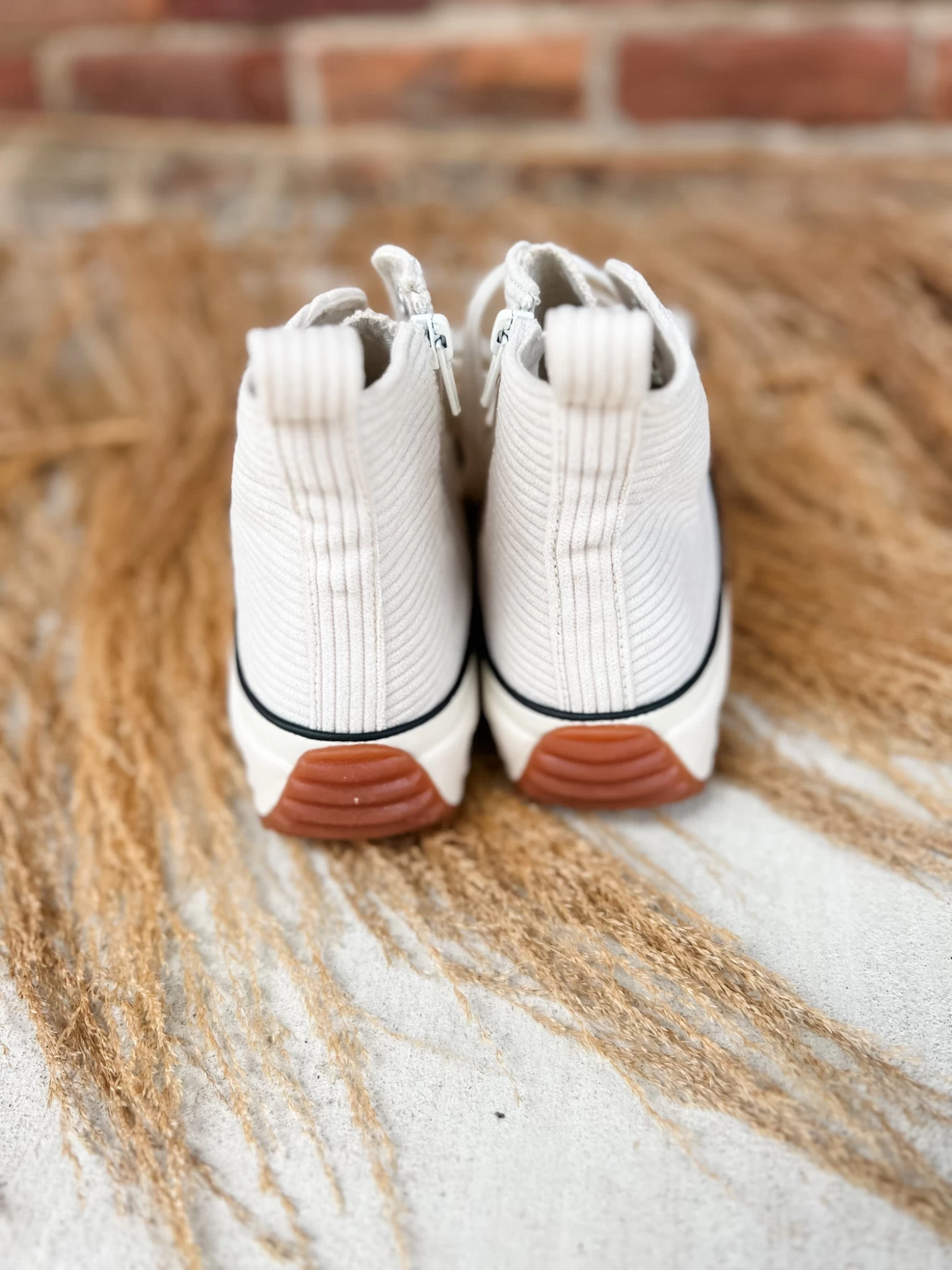 Aubrey Sneakers- Off White 6 Aubrey Sneakers- Off White - Image 6