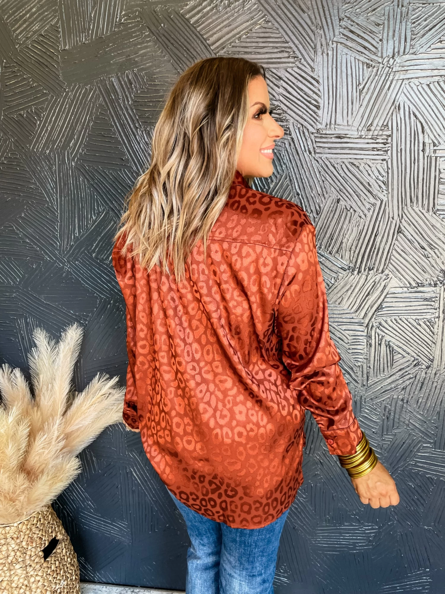 Staying Strong Relaxed Fit Top- Cinnamon 3 Staying Strong Relaxed Fit Top- Cinnamon - Image 3