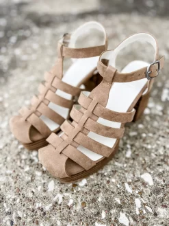 Fashion Clothing Store -Fashion Clothing Store bbb76165e13cc143aaa57ffab3e07a9c scaled