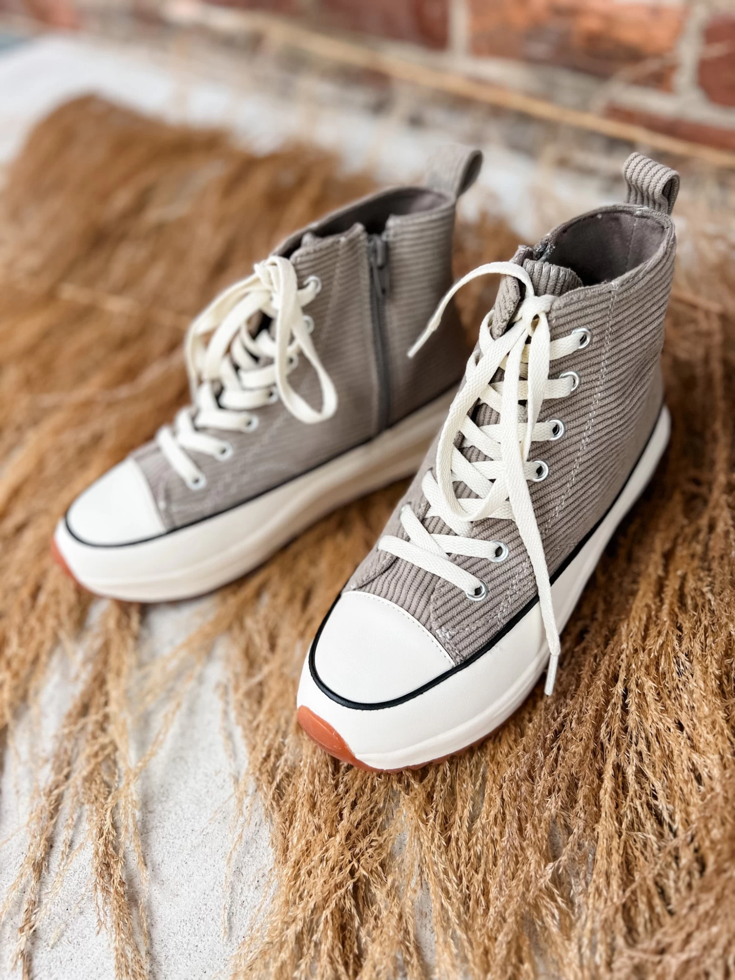 Aubrey Sneakers- Army Green 5 Aubrey Sneakers- Army Green - Image 5