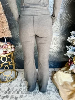 Errands To Run High-Rise Bell Bottom Pants- Black -Fashion Clothing Store e19e3c16672a17b2a8c27d909e296c63 scaled